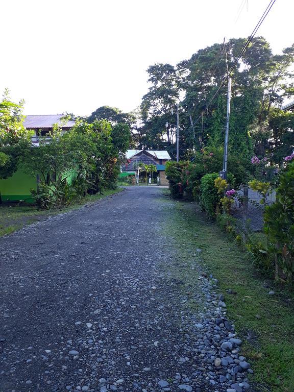 Talamanca Cabins Cahuita Luaran gambar