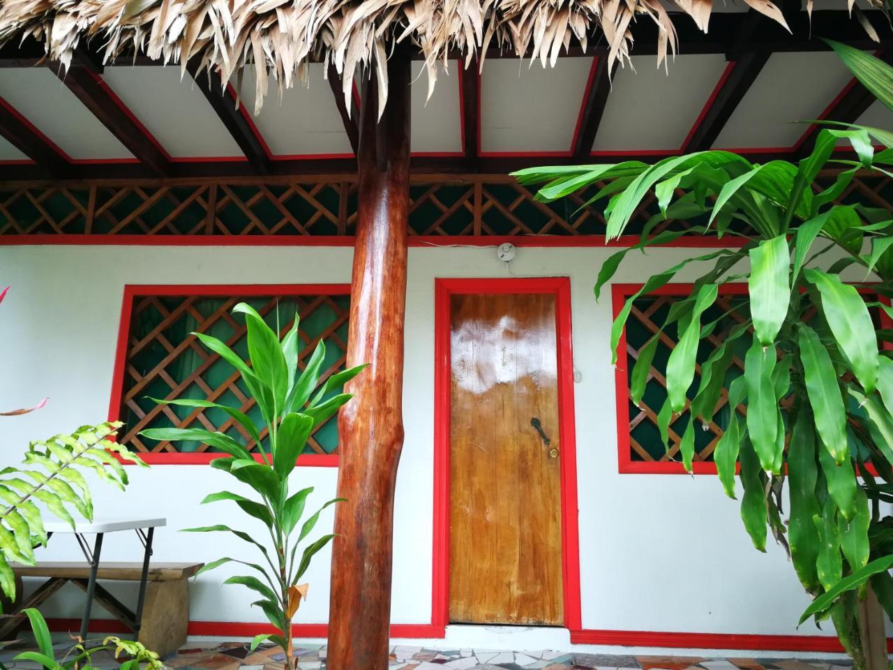 Talamanca Cabins Cahuita Luaran gambar